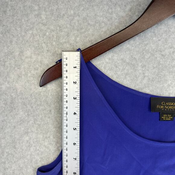 Classiques For Nordstrom Top Womens Size Medium Petite Royal Blue 100% Silk Tank - Picture 8 of 10